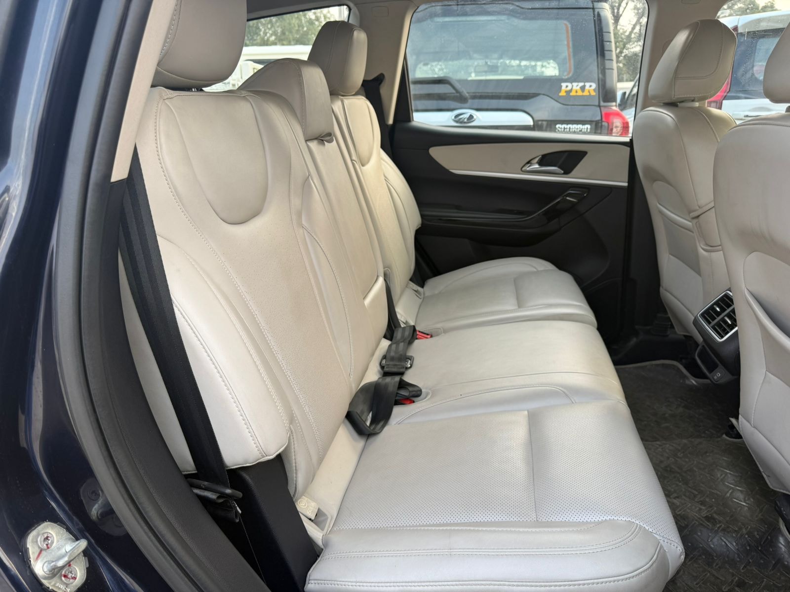 Used 2023 Mahindra XUV700 Used 2023 Mahindra XUV700