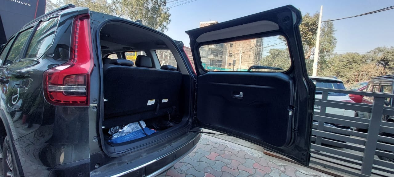 Scorpio-N image 10 Scorpio-N image 10