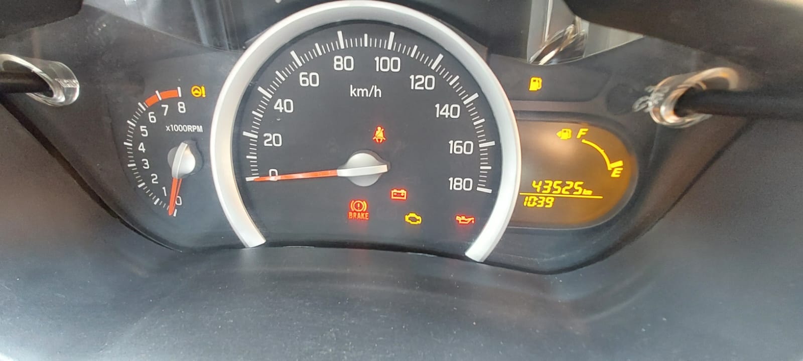 Celerio X image 10 Celerio X image 10