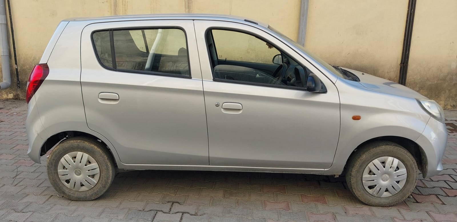 Alto 800 image 6 Alto 800 image 6