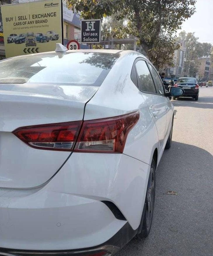 Verna image 4 Verna image 4