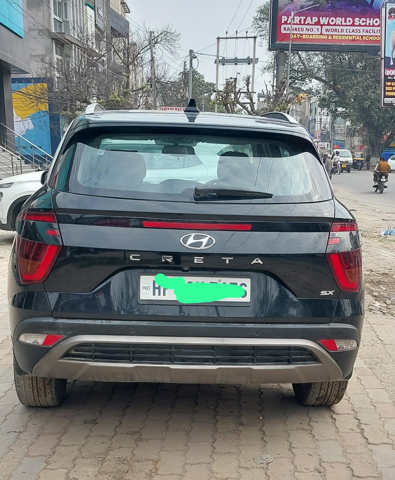 Creta image 4 Creta image 4