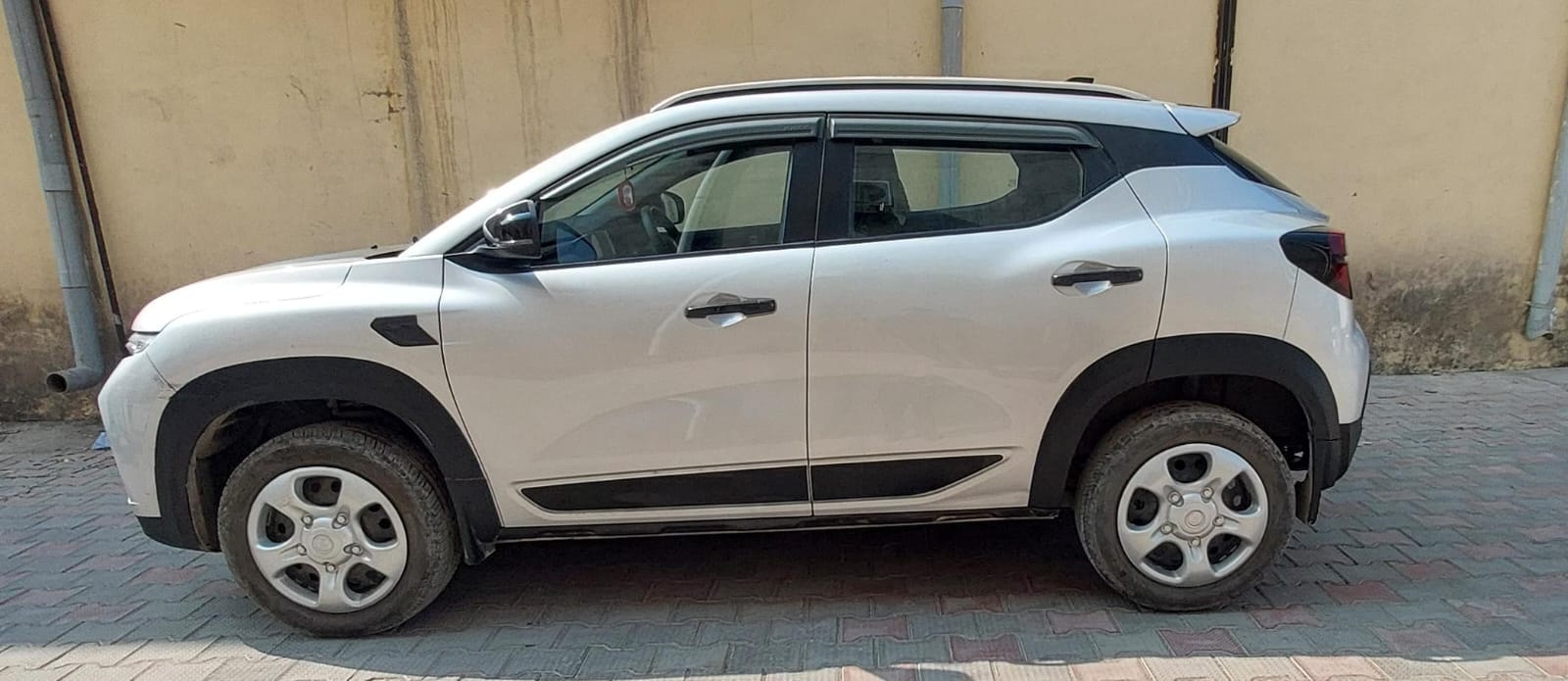 Kiger image 2 Kiger image 2