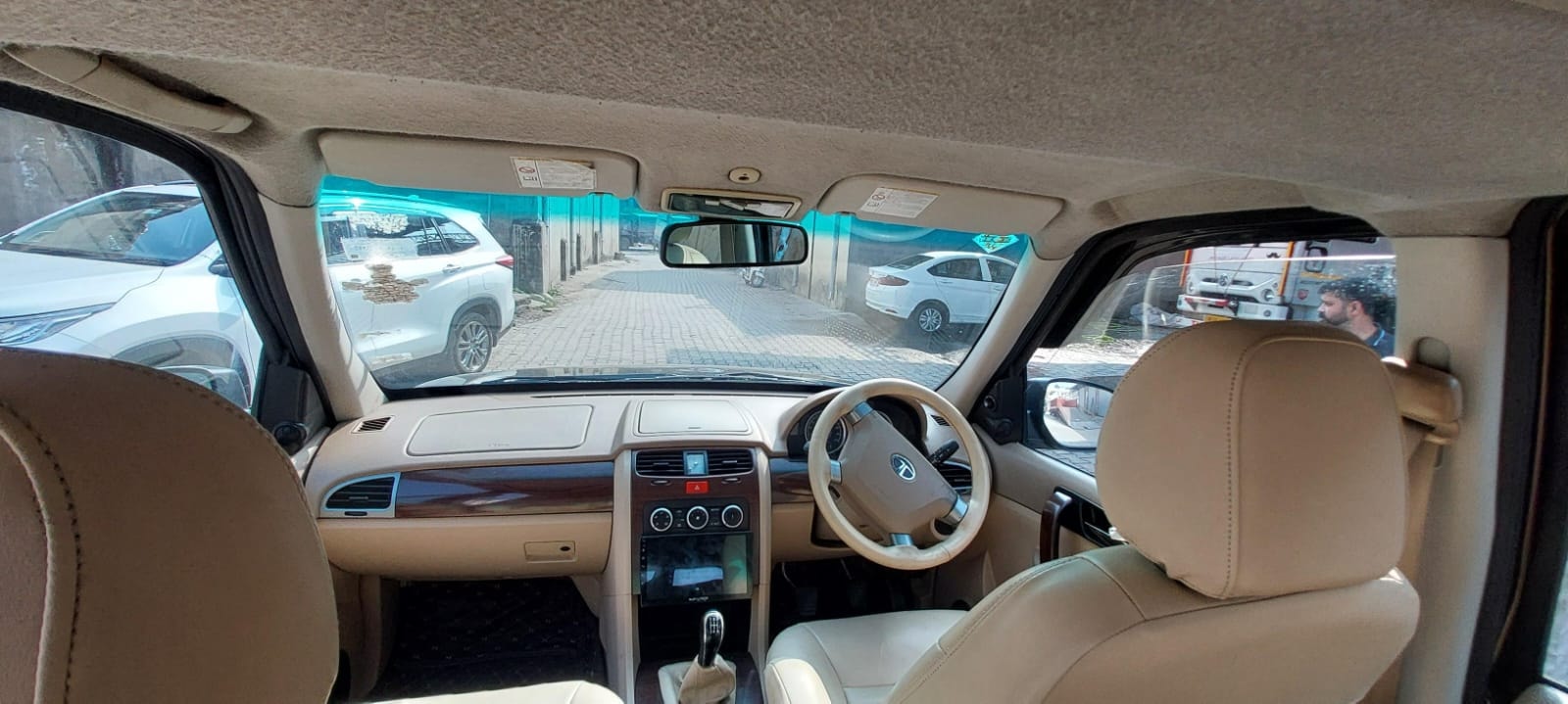 Safari Storme image 10 Safari Storme image 10