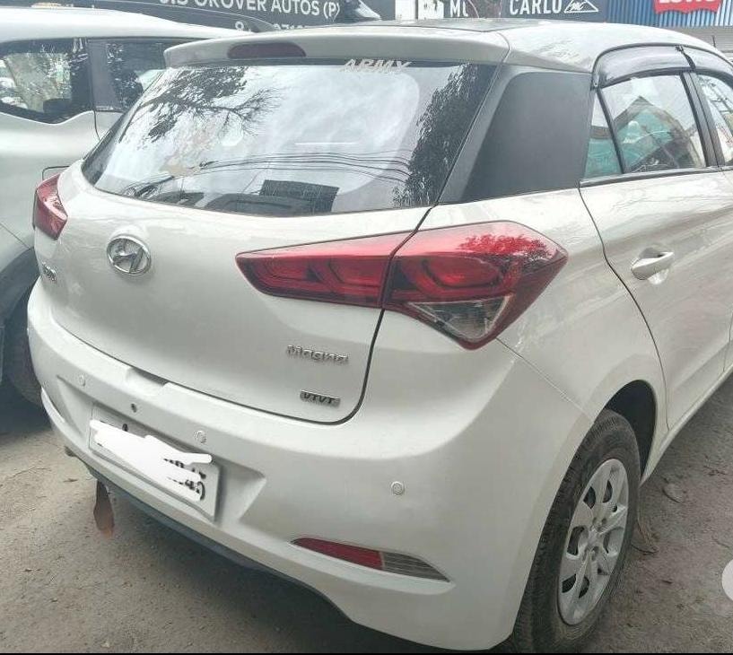 i20 Active image 4 i20 Active image 4