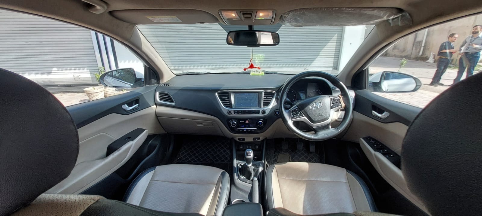 Verna image 11 Verna image 11