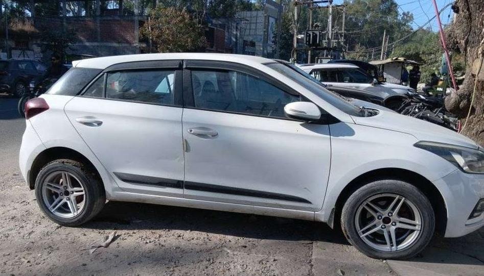 i20 Active image 5 i20 Active image 5