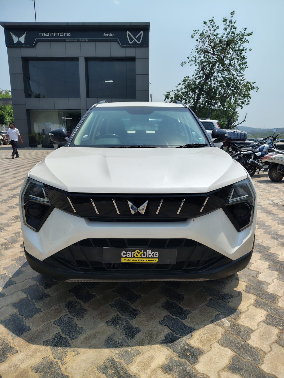 Used 2024 Mahindra XUV 3XO Used 2024 Mahindra XUV 3XO
