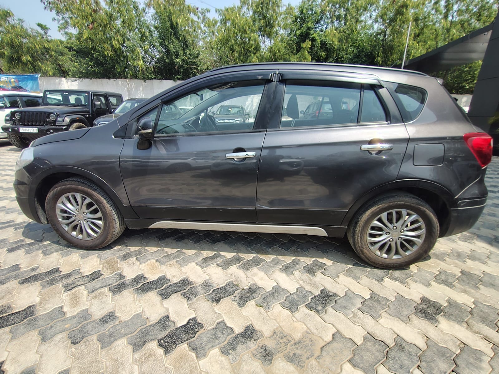 S-Cross image 2 S-Cross image 2