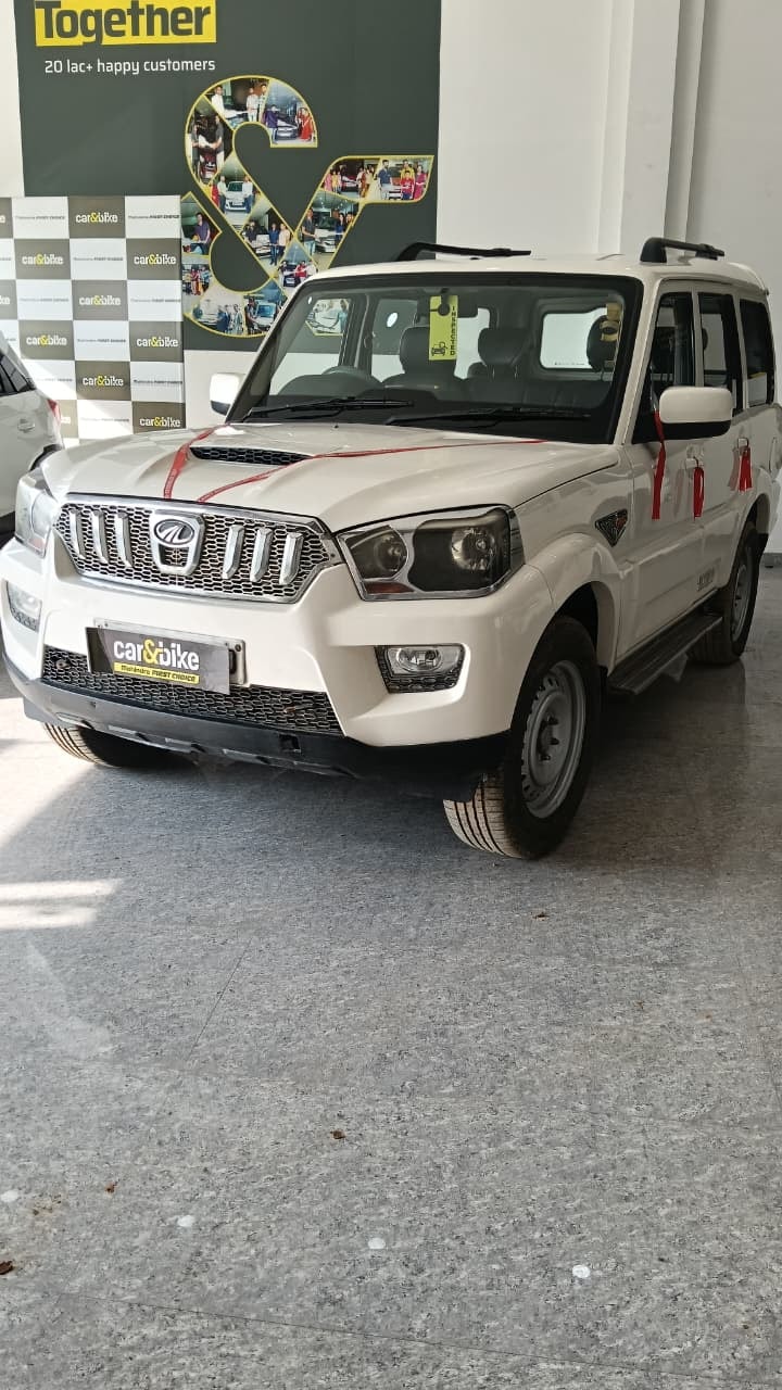 Used 2015 Mahindra Scorpio Used 2015 Mahindra Scorpio