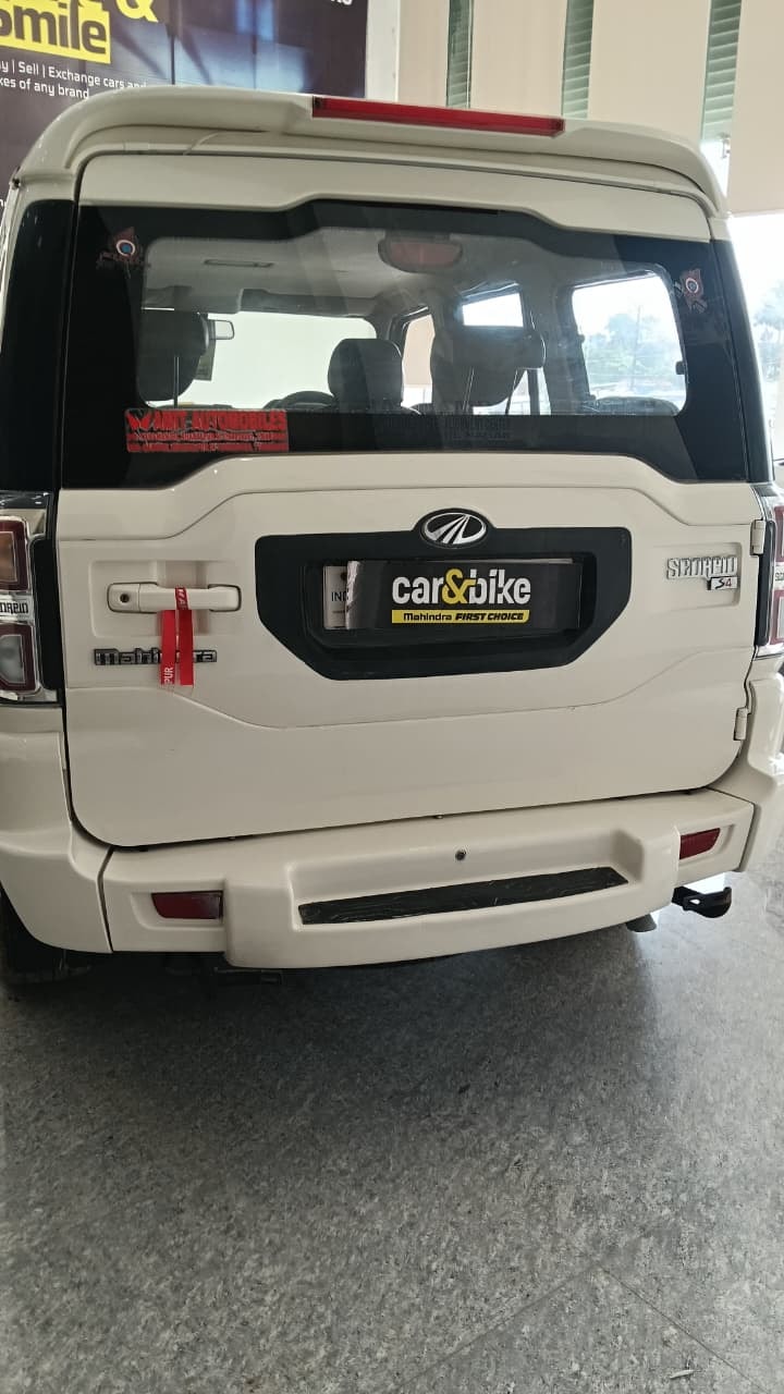 Used 2015 Mahindra Scorpio Used 2015 Mahindra Scorpio