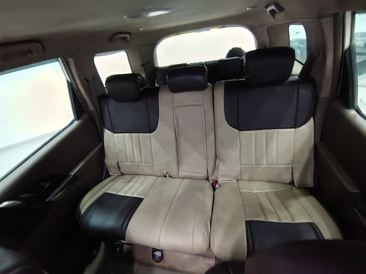 XUV500 image 14 XUV500 image 14