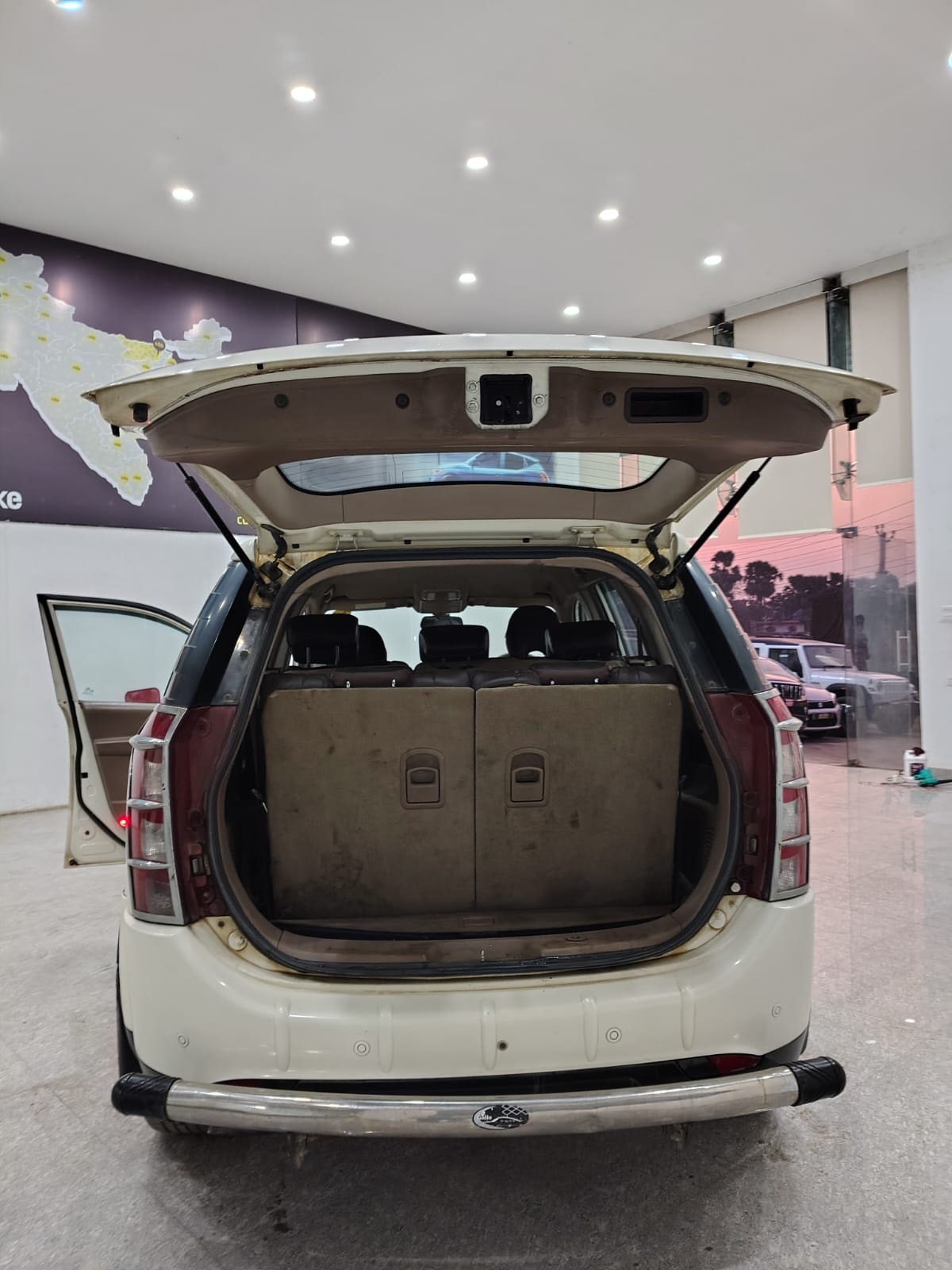 XUV500 image 9 XUV500 image 9