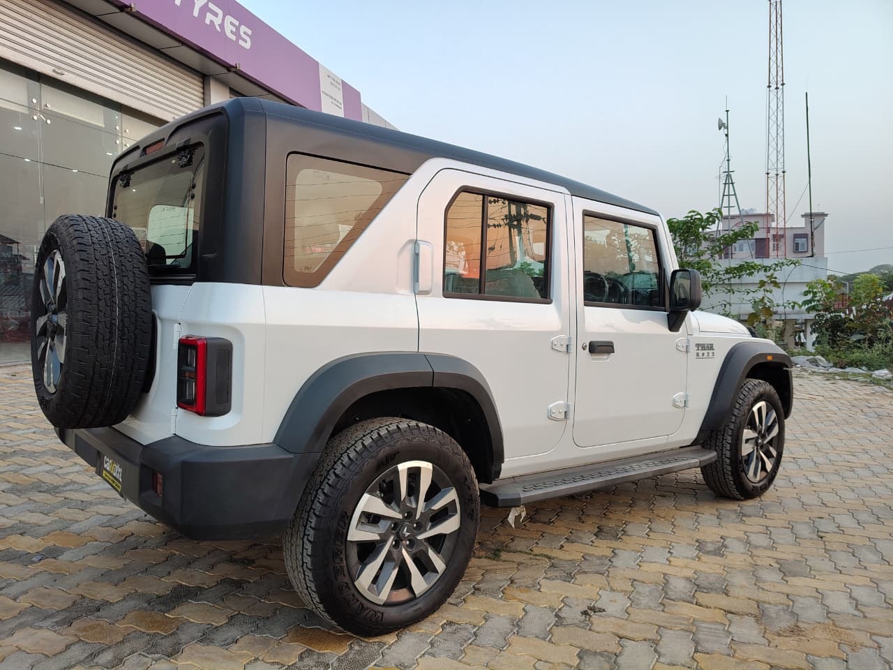 Thar Roxx image 5 Thar Roxx image 5