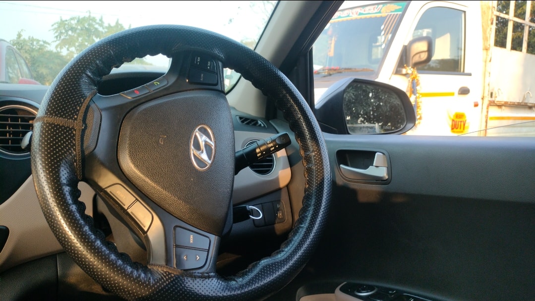 Used 2015 Hyundai Grand i10 Used 2015 Hyundai Grand i10