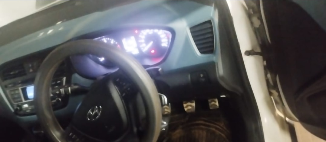 i20 Active image 12 i20 Active image 12