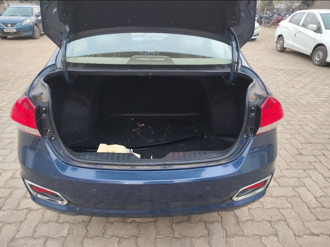 Ciaz image 10 Ciaz image 10