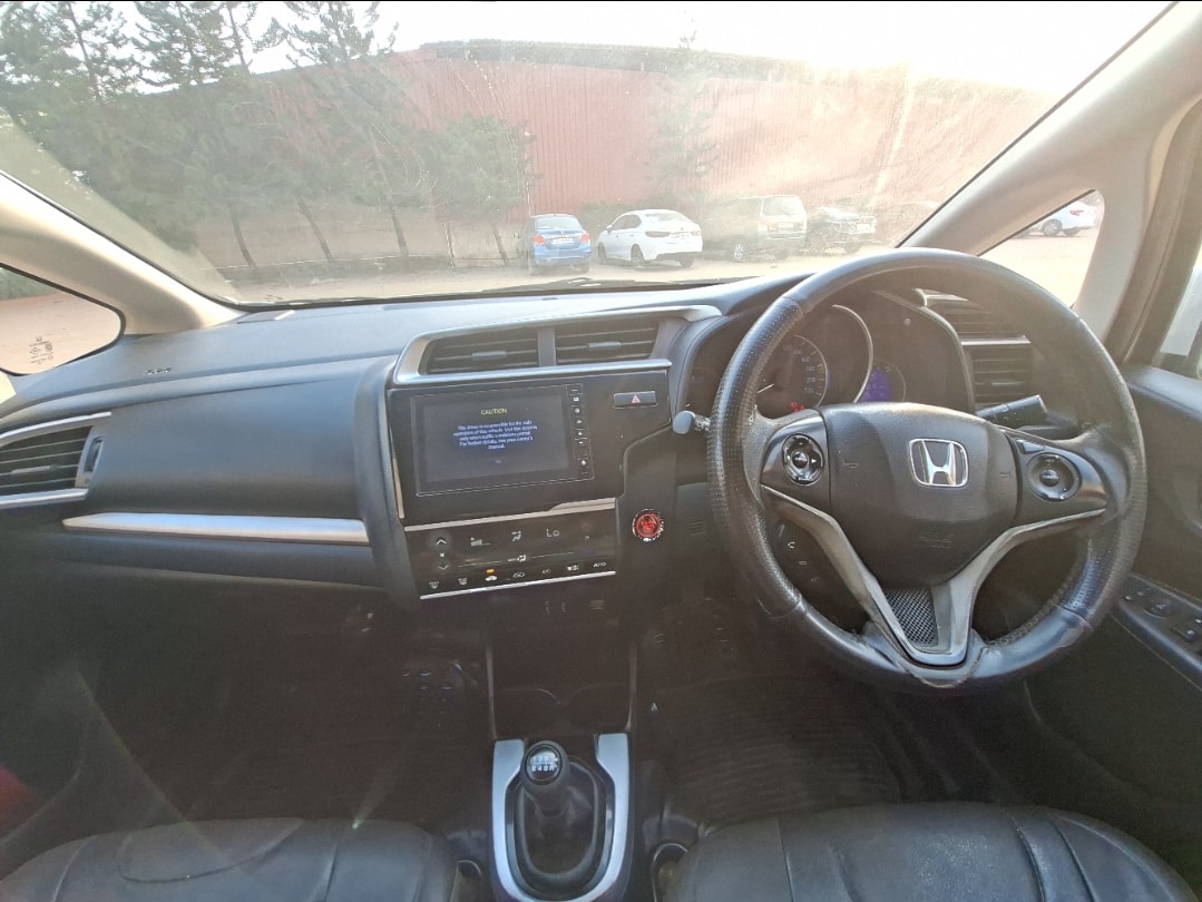 WR-V image 12 WR-V image 12