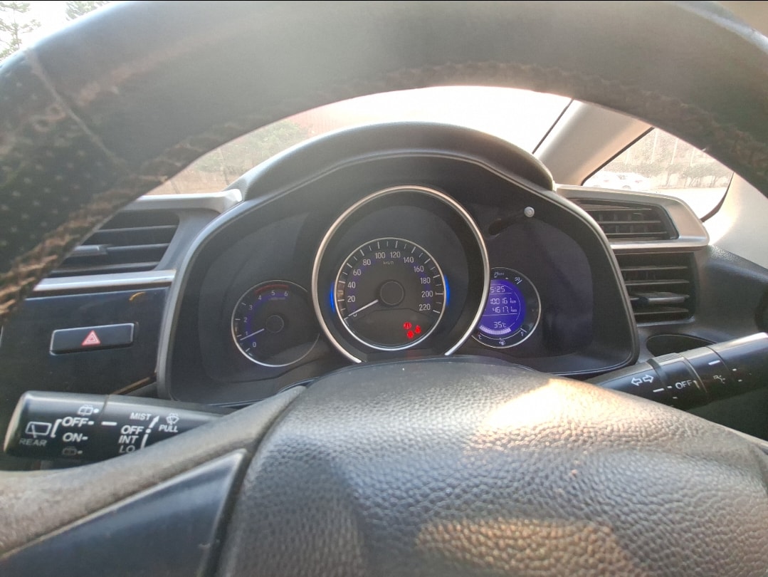 WR-V image 11 WR-V image 11