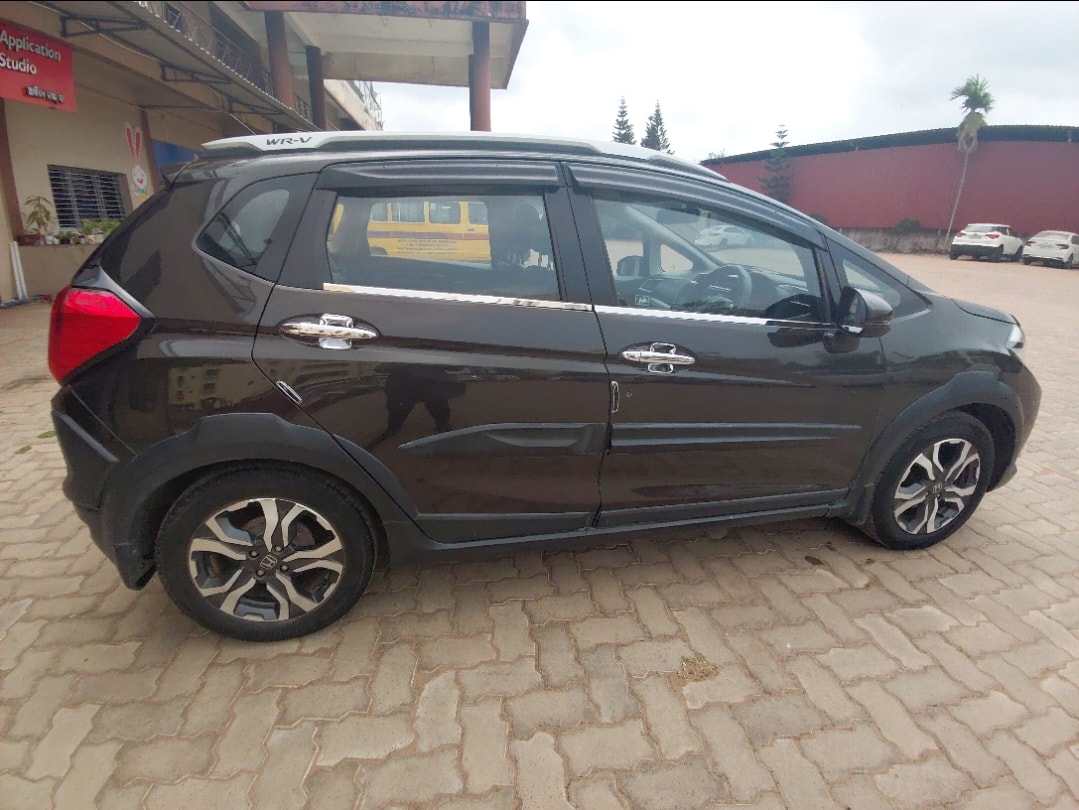 WR-V image 6 WR-V image 6