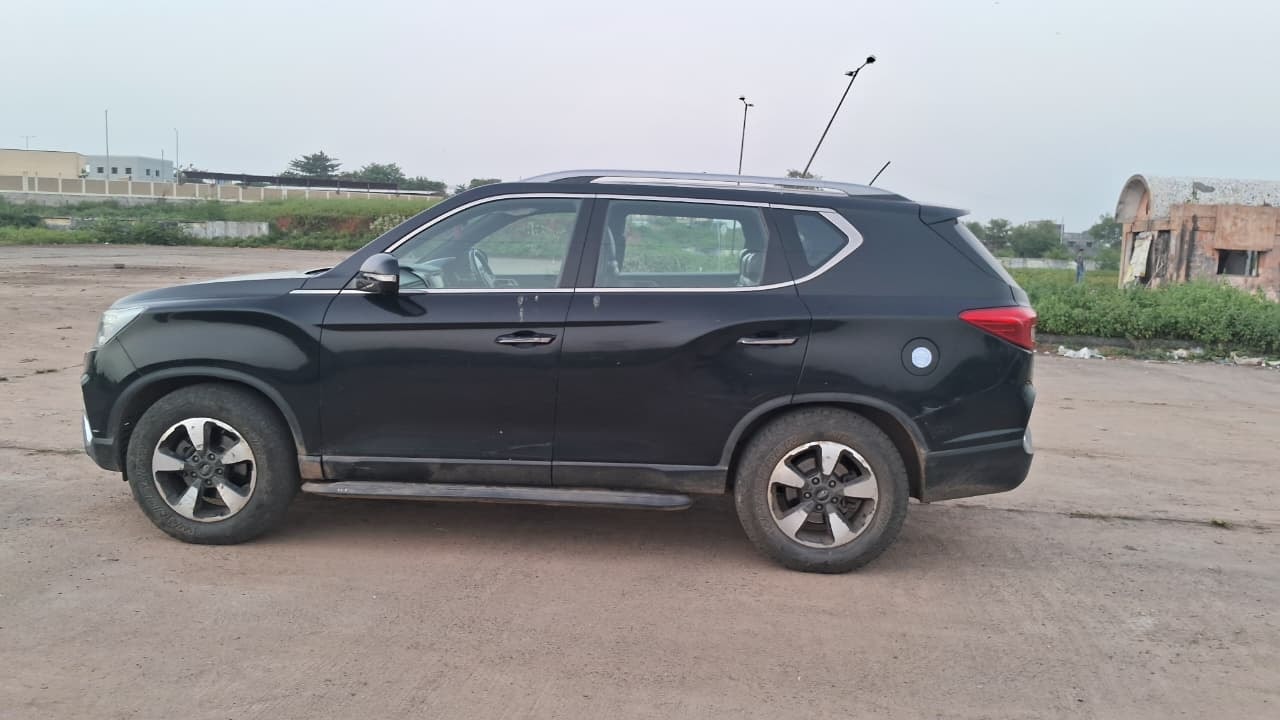 Used 2019 Mahindra Alturas G4 Used 2019 Mahindra Alturas G4