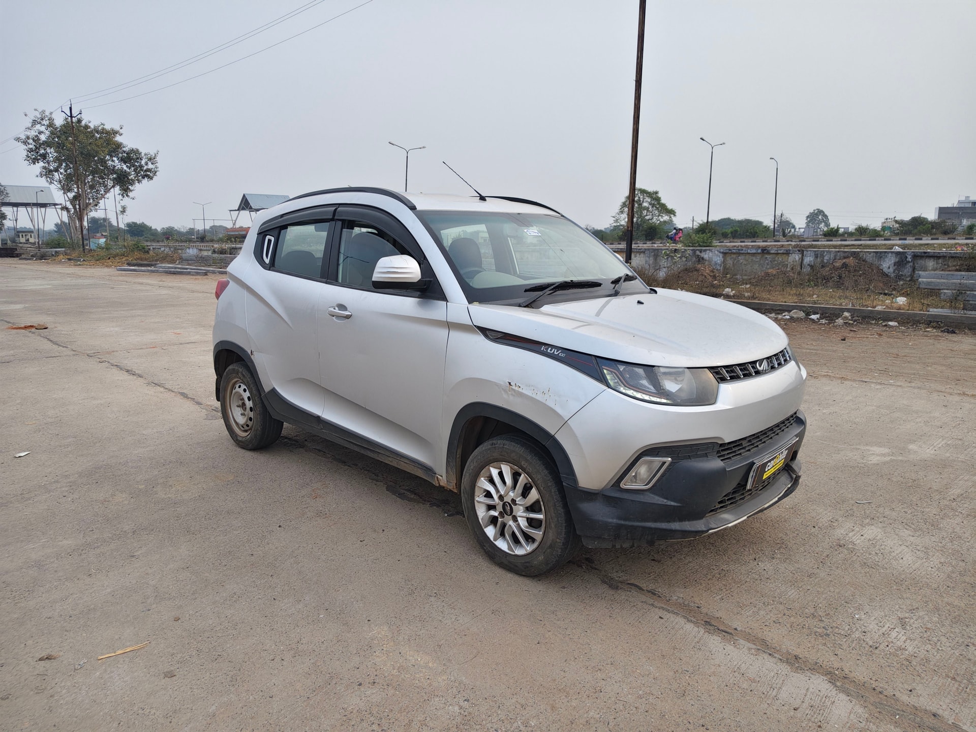 KUV100 image 7 KUV100 image 7