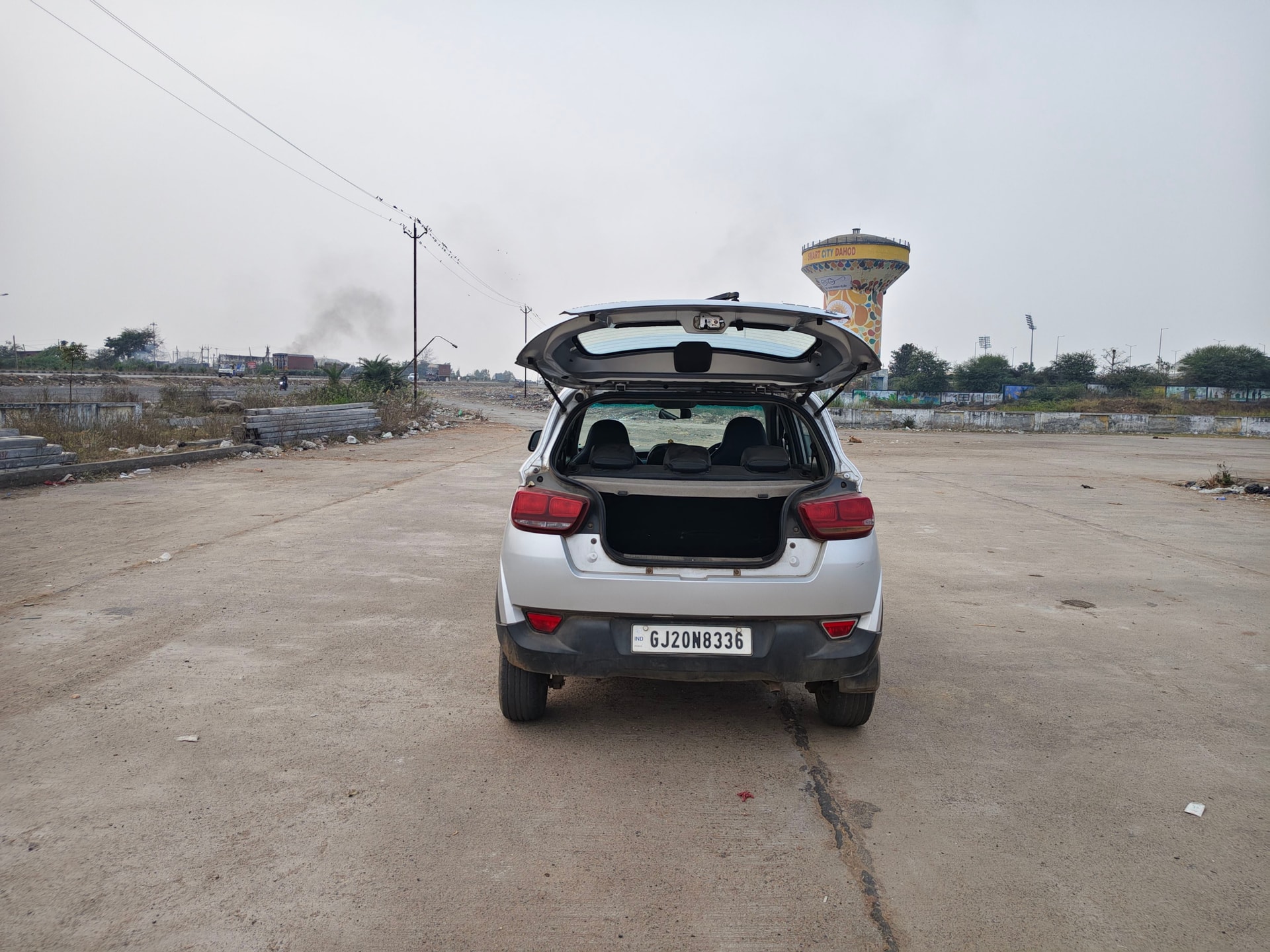 KUV100 image 10 KUV100 image 10