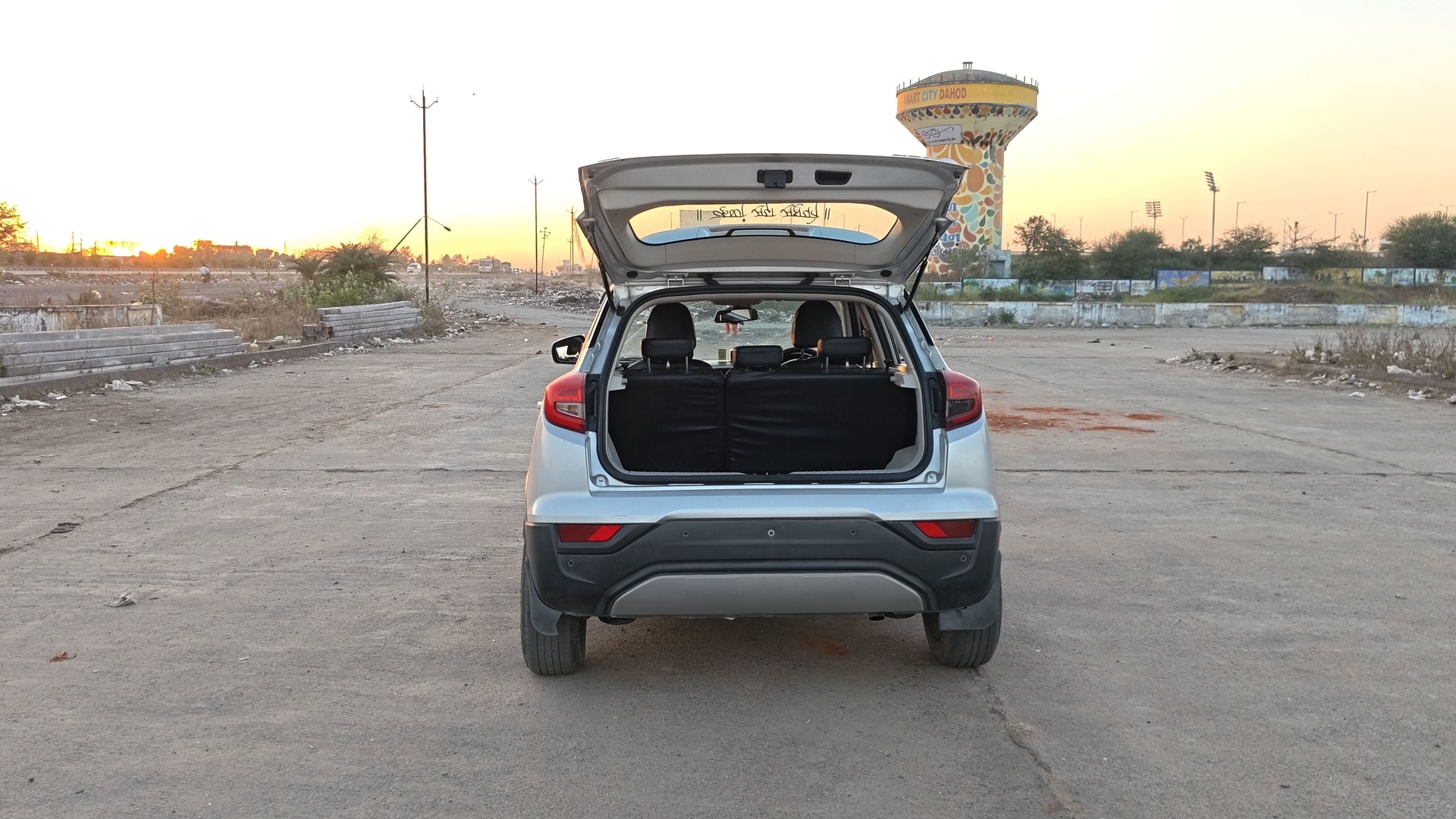 XUV300 image 10 XUV300 image 10