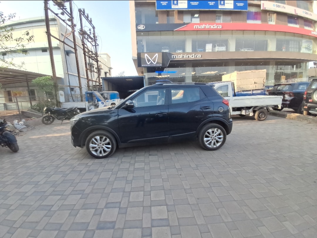 XUV300 image 2 XUV300 image 2