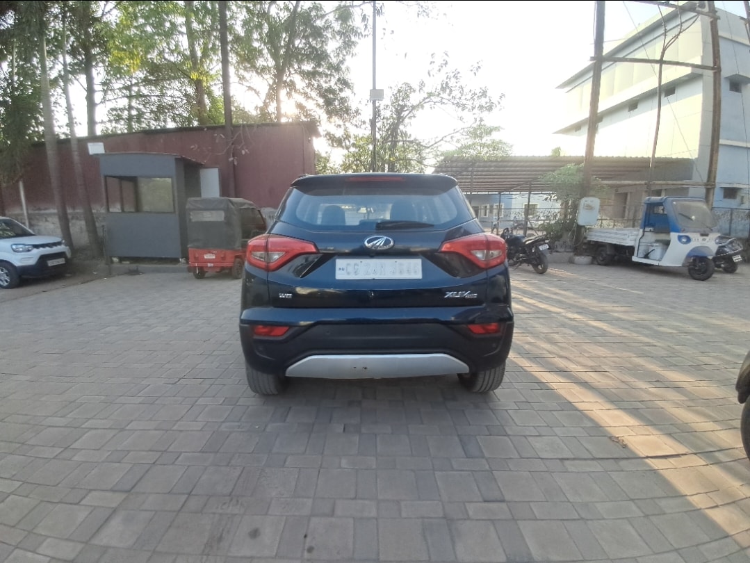 XUV300 image 4 XUV300 image 4