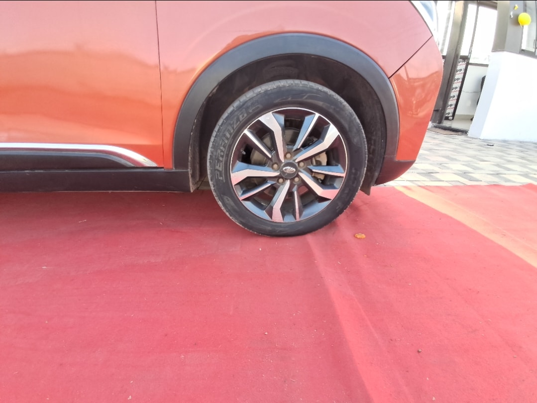 XUV300 image 9 XUV300 image 9