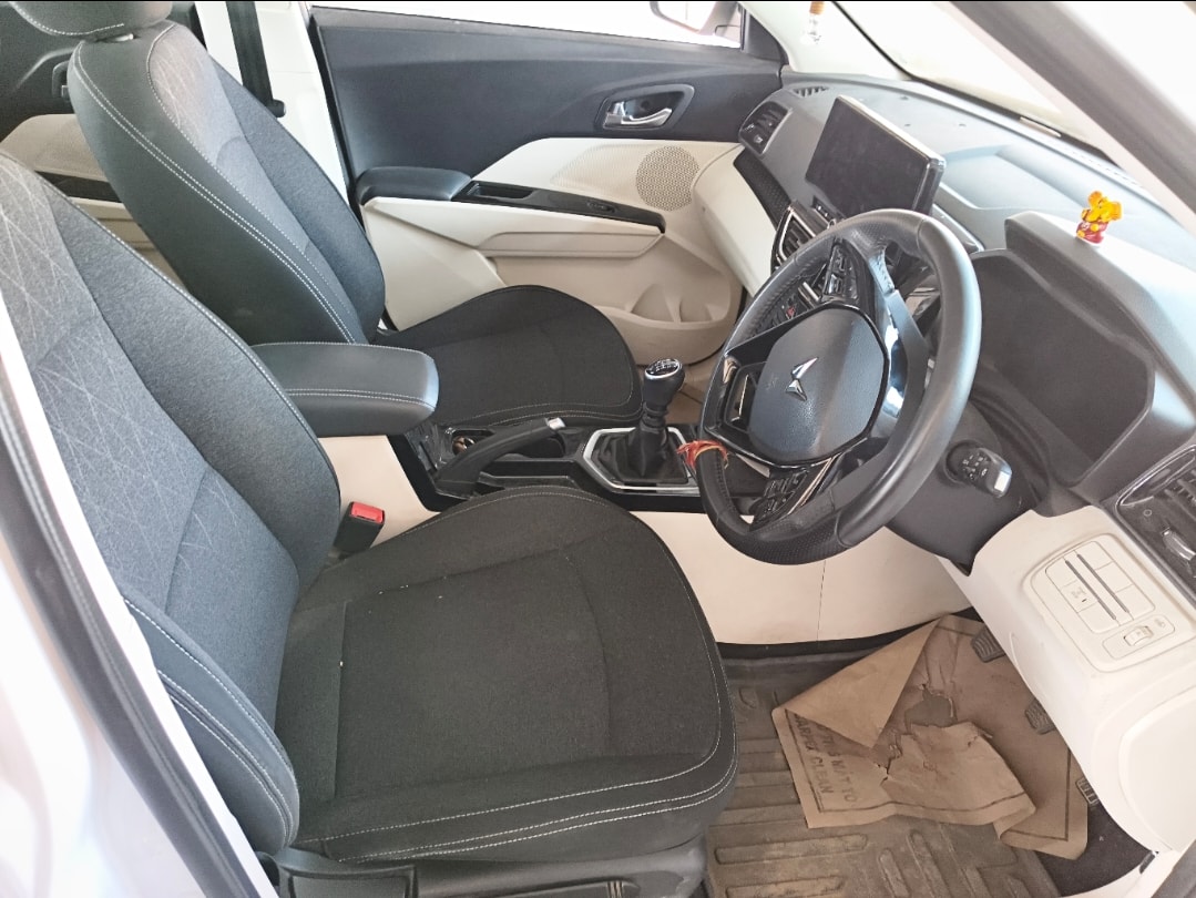 XUV 3XO image 15 XUV 3XO image 15