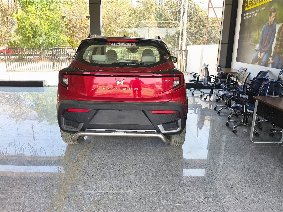 XUV 3XO image 3 XUV 3XO image 3