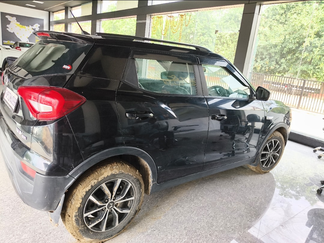 XUV300 image 5 XUV300 image 5