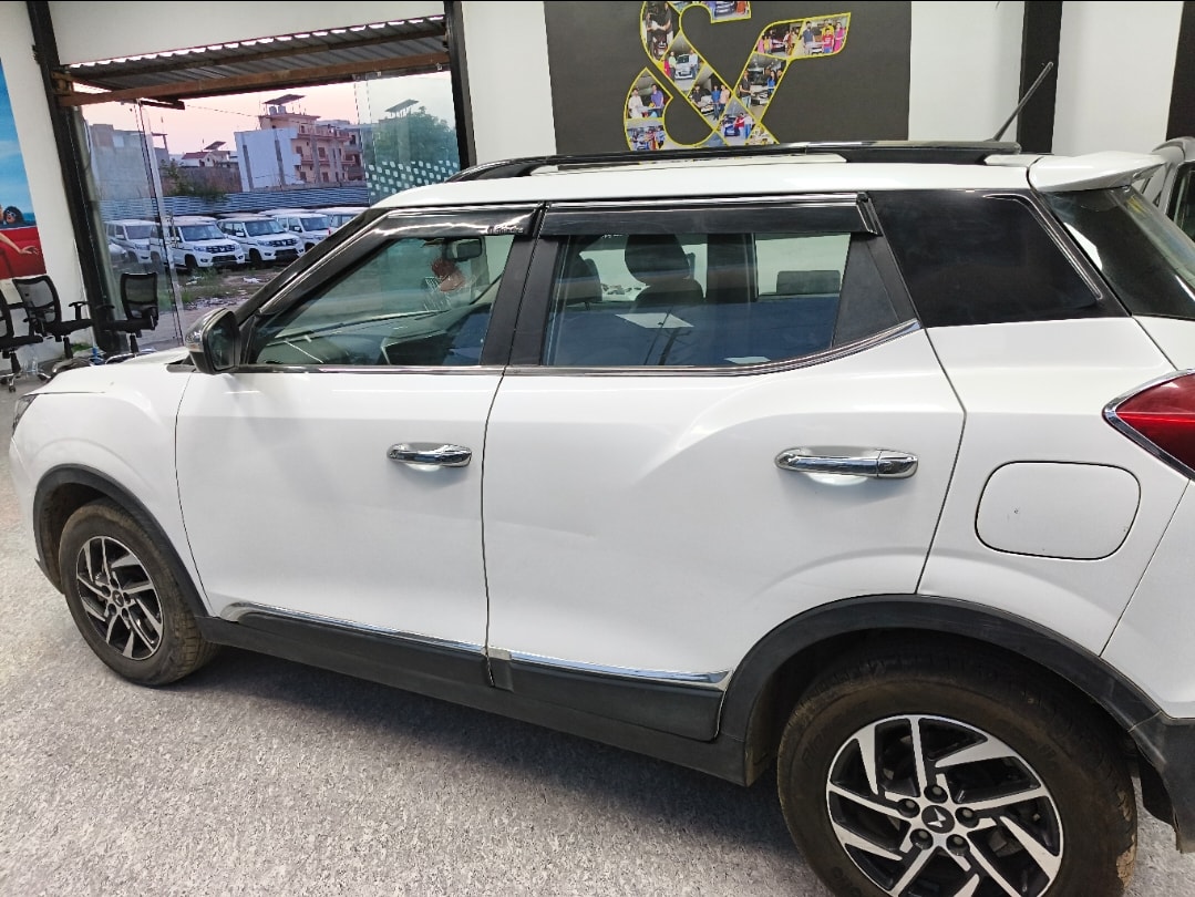 Used 2023 Mahindra XUV300 Used 2023 Mahindra XUV300
