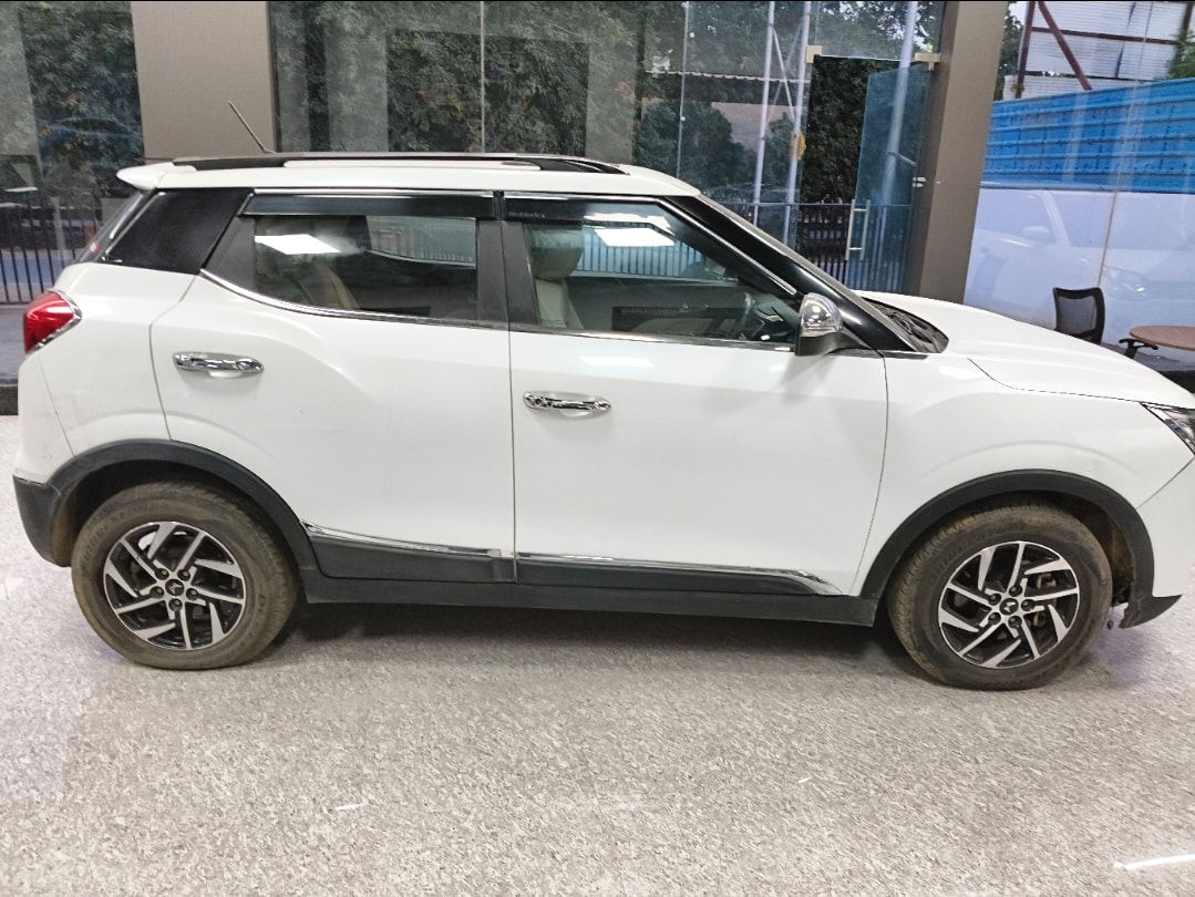 Used 2023 Mahindra XUV300 Used 2023 Mahindra XUV300