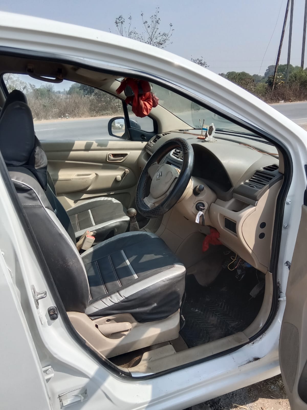 Ertiga image 15 Ertiga image 15