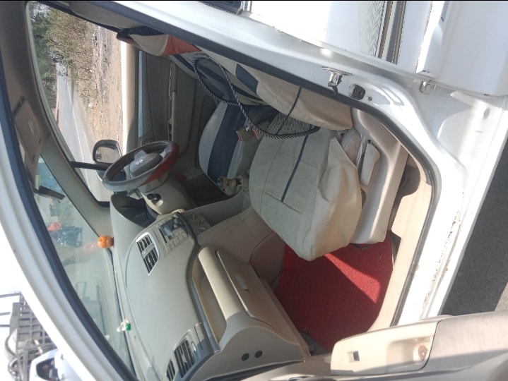 Ertiga image 16 Ertiga image 16