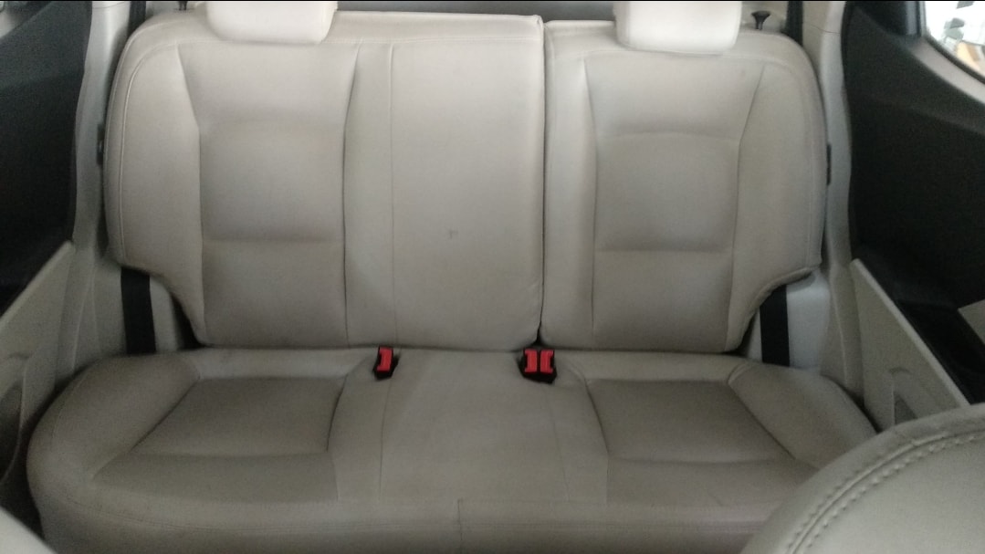 Used 2022 Mahindra XUV300 Used 2022 Mahindra XUV300