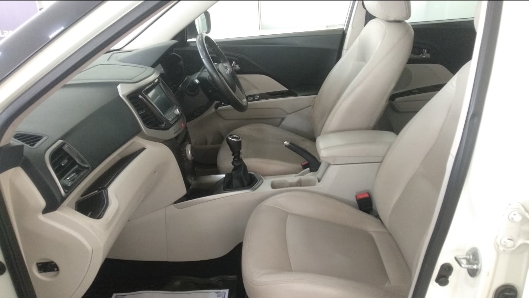 Used 2022 Mahindra XUV300 Used 2022 Mahindra XUV300