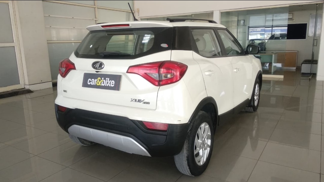 Used 2022 Mahindra XUV300 Used 2022 Mahindra XUV300