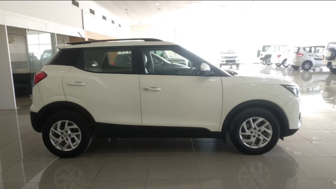 Used 2022 Mahindra XUV300 Used 2022 Mahindra XUV300