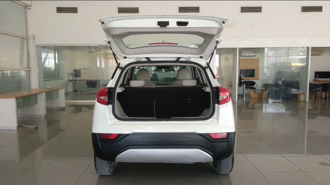 Used 2022 Mahindra XUV300 Used 2022 Mahindra XUV300