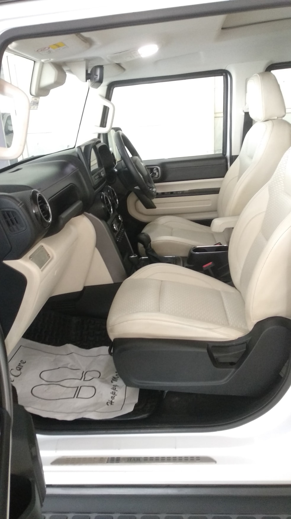 Used 2024 Mahindra Thar Roxx Used 2024 Mahindra Thar Roxx