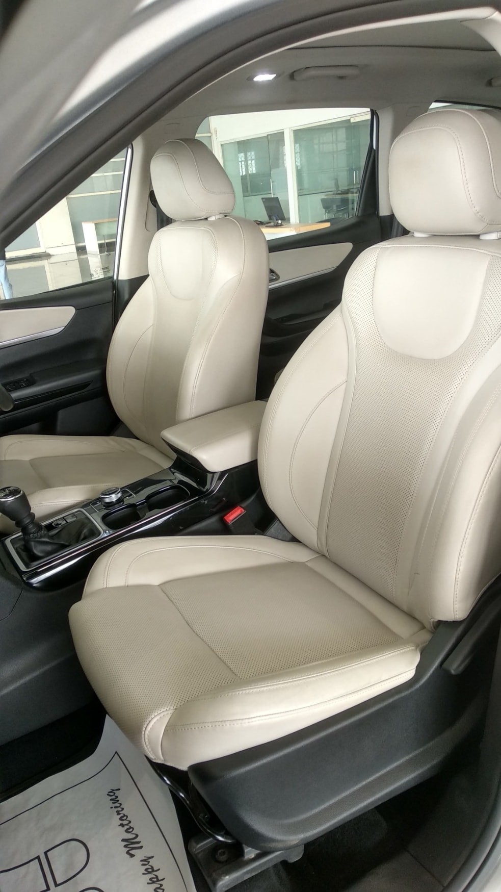 Used 2024 Mahindra XUV700 Used 2024 Mahindra XUV700