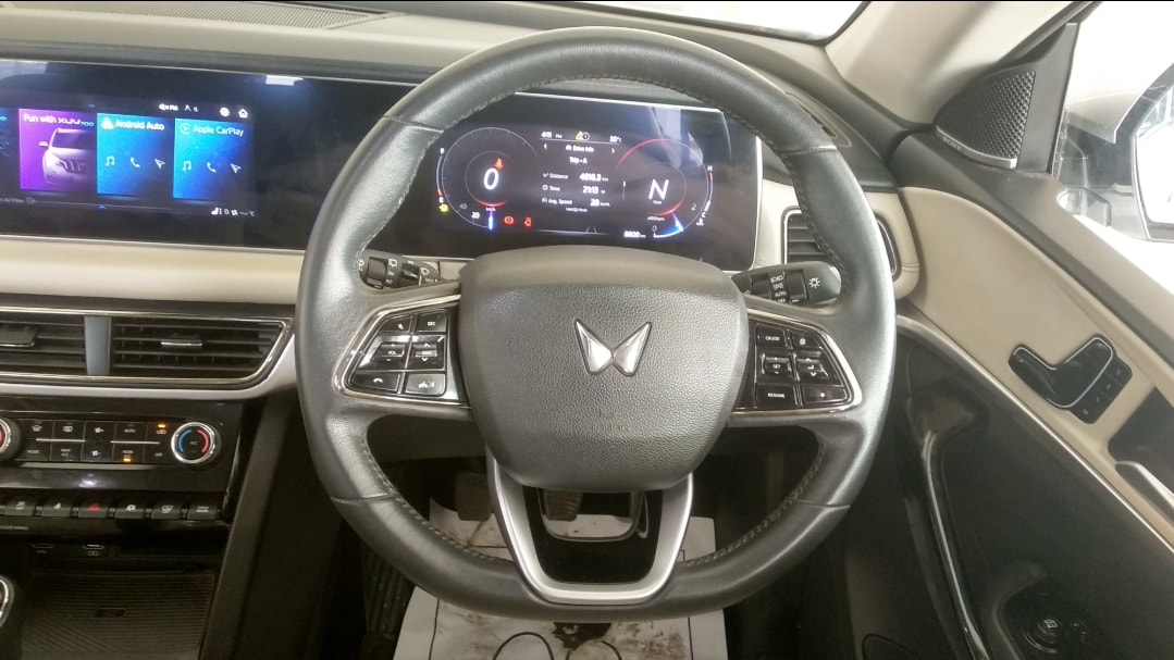 Used 2024 Mahindra XUV700 Used 2024 Mahindra XUV700