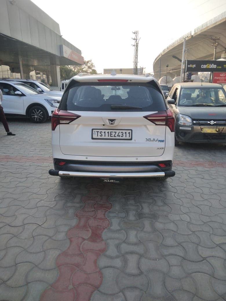 XUV700 image 3 XUV700 image 3