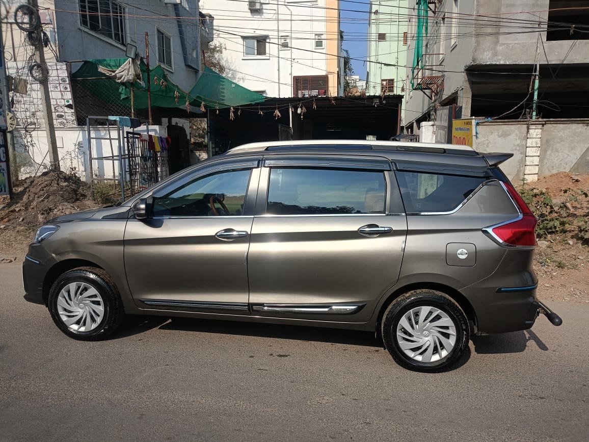 Ertiga image 1 Ertiga image 1