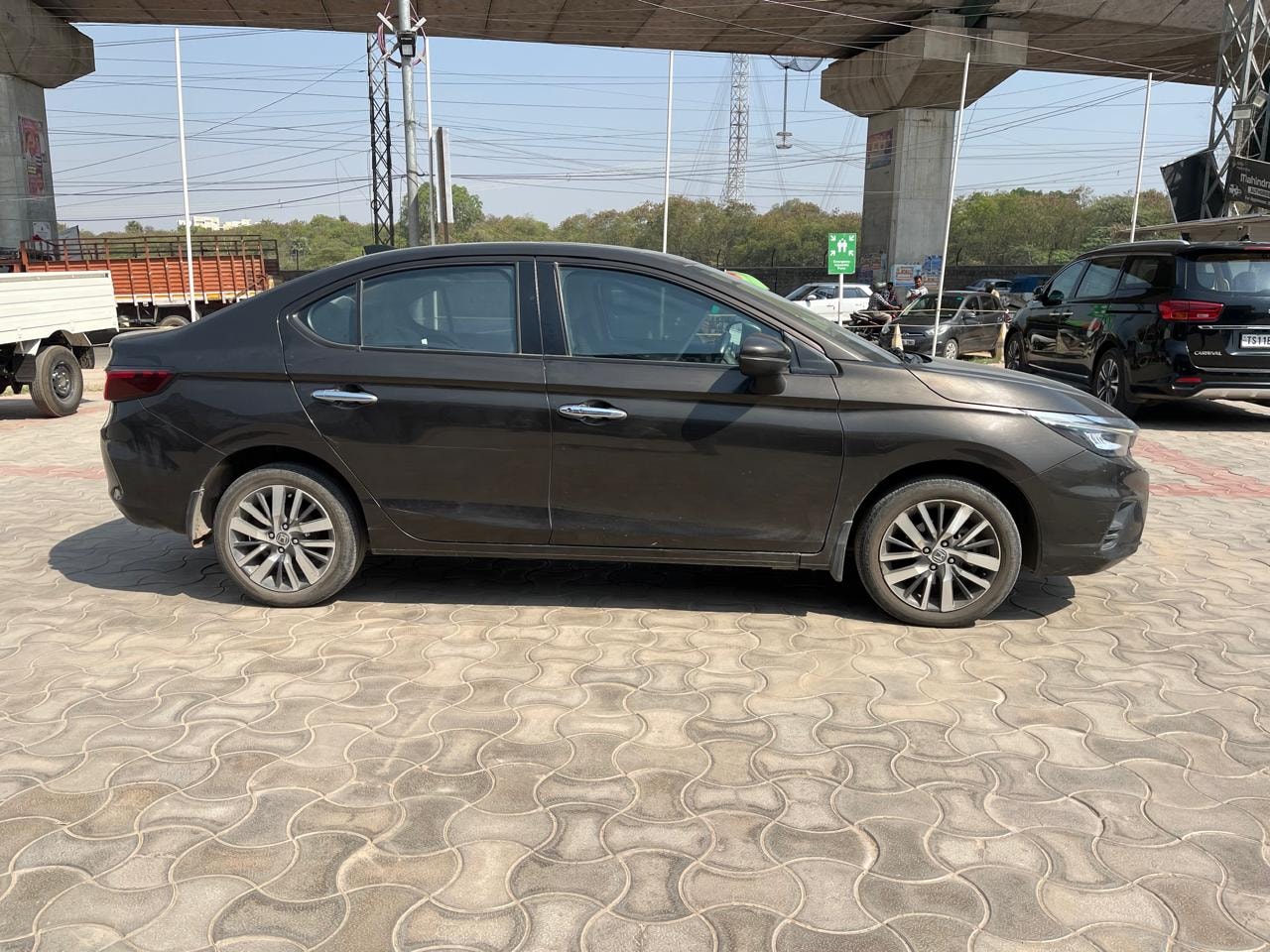 City image 3 City image 3