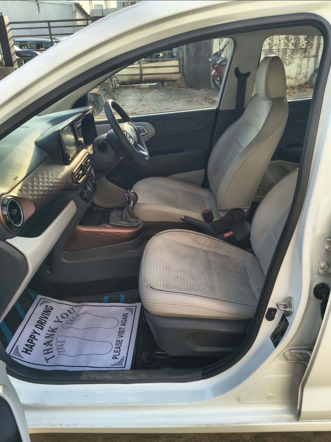 Used 2024 Hyundai Aura Used 2024 Hyundai Aura